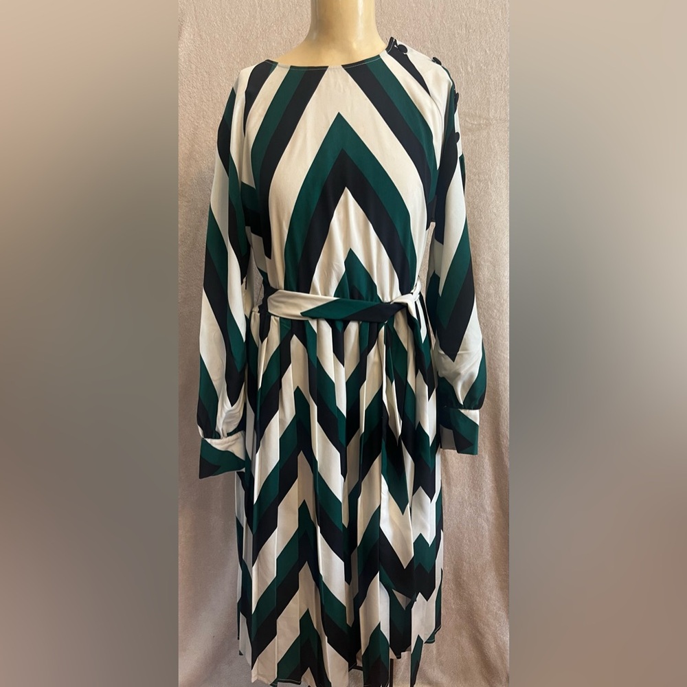 Who What Wear Green and White Long Sleeve Wrap Dress
